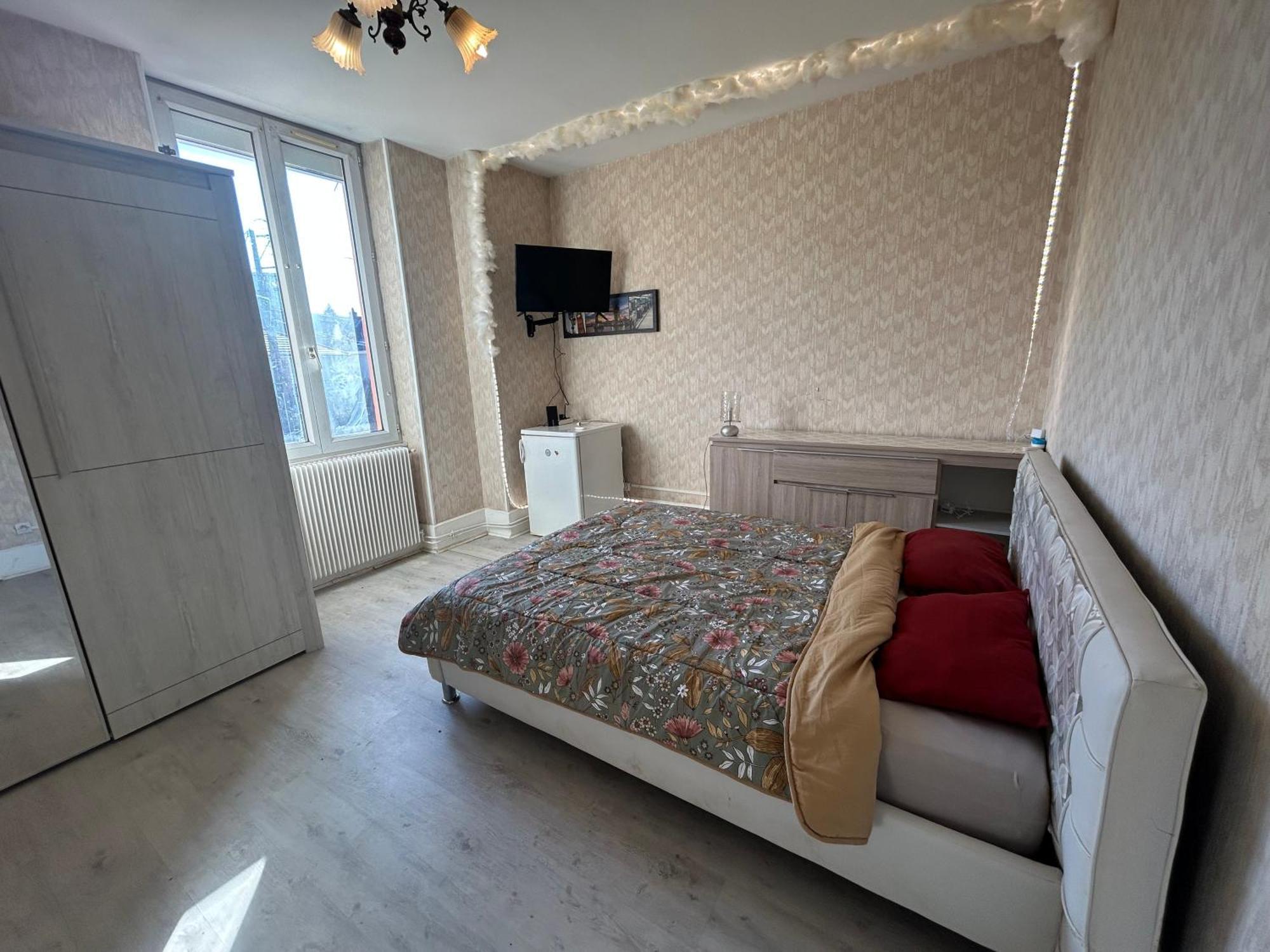 Chambre 3 Montceau-les-Mines Exteriér fotografie